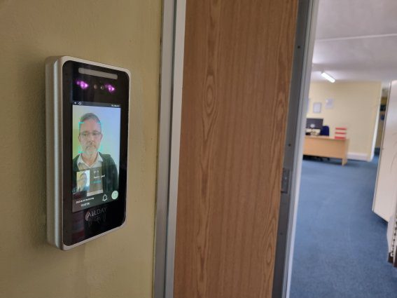 Next-Level Facial Recognition for Employee Attendance